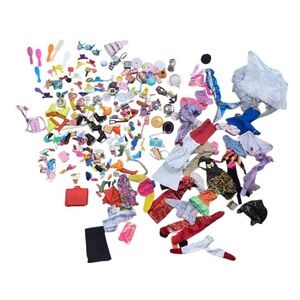 Vintage BARBIE hair accessories kitchen littles outfits shoes radios ect 3lbs